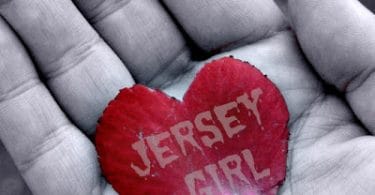 JERSEY GIRL HEART IN HAND